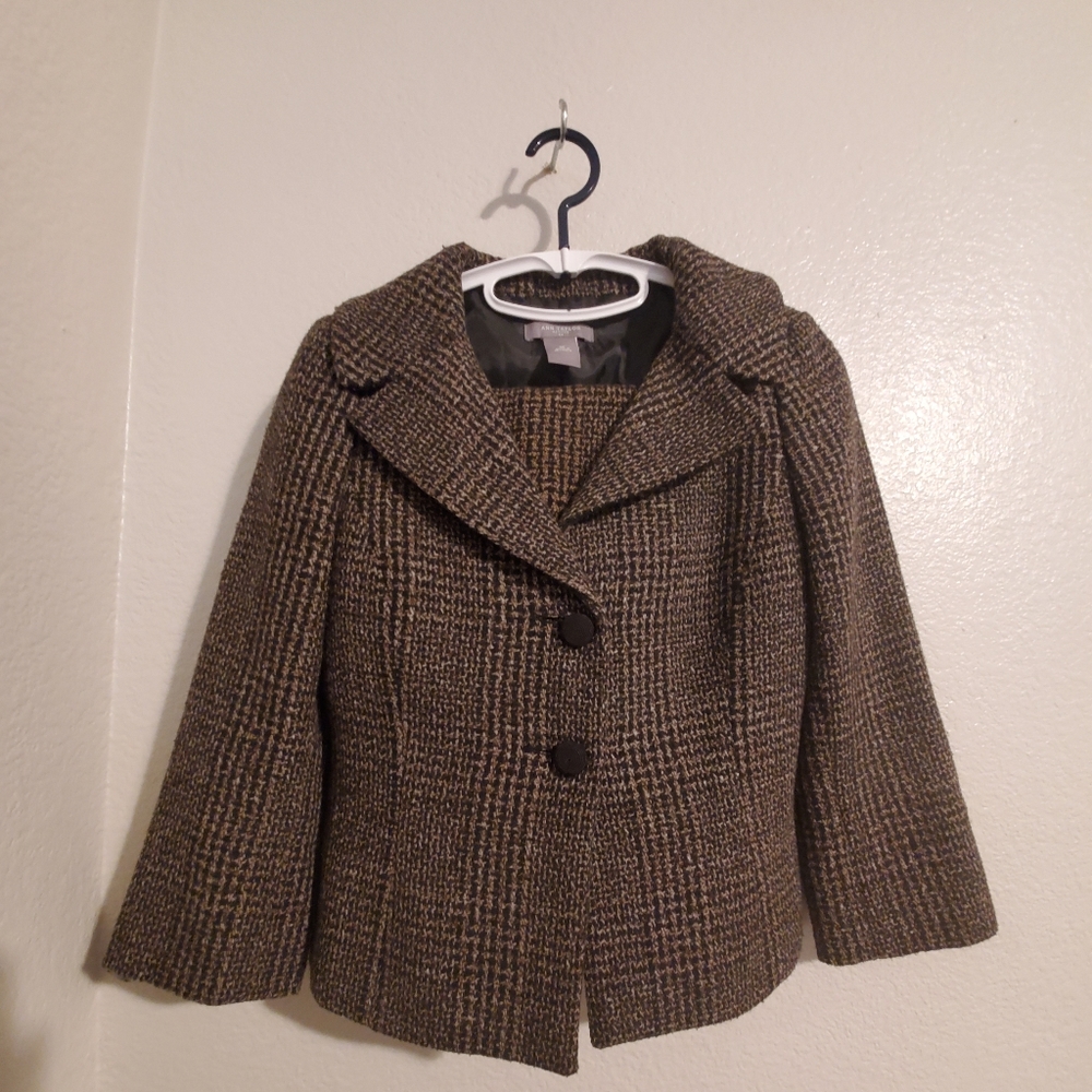 skirt suit talbots blazer size 0p skirt size 4